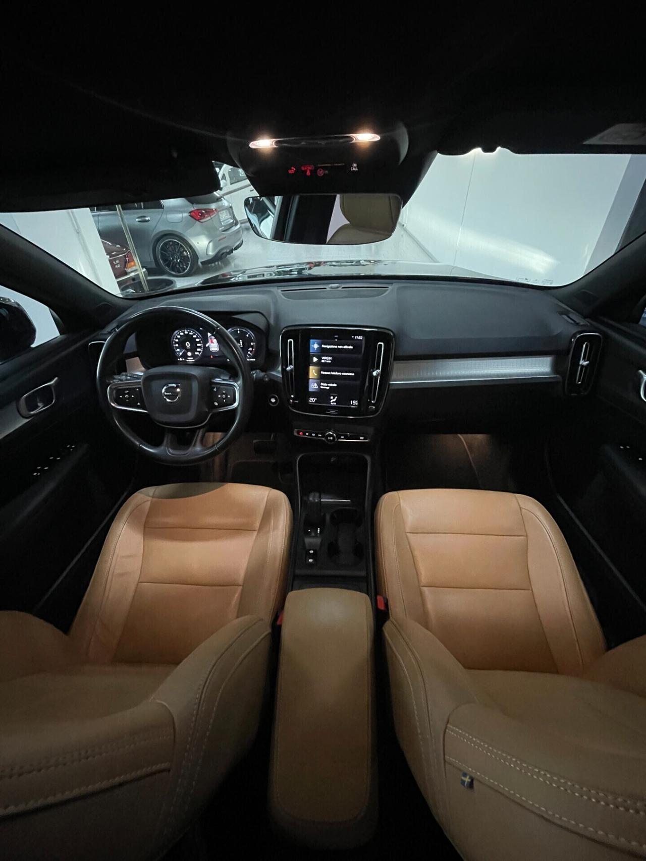 PROMO - Volvo XC40 D3 Geartronic R-design - IVA ESPOSTA