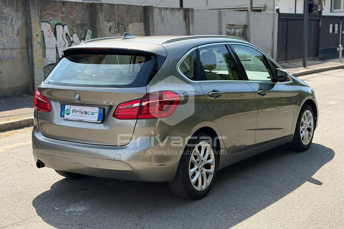 BMW 218i Active Tourer Advantage