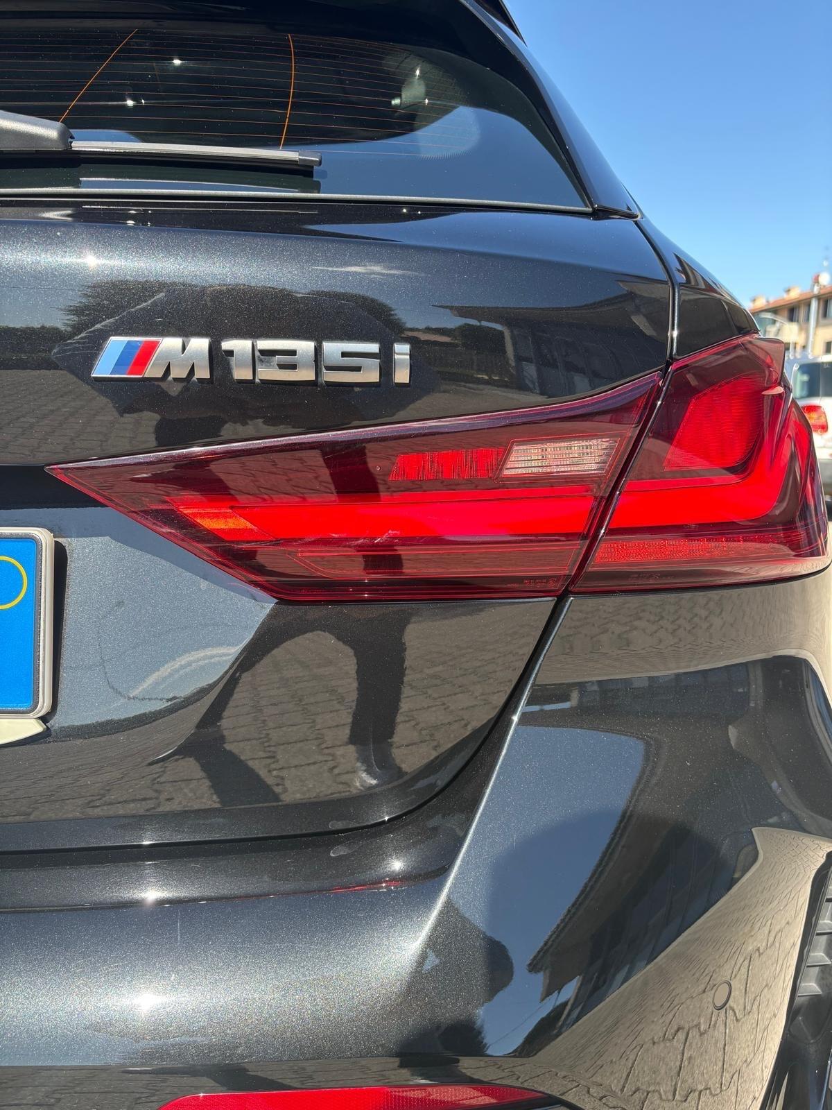 Bmw 135 M 135i xDrive Colorvision Edition