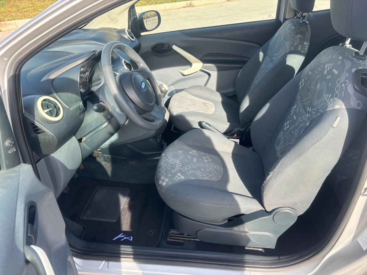 Ford Ka 1.3 TDCi 75CV Titanium