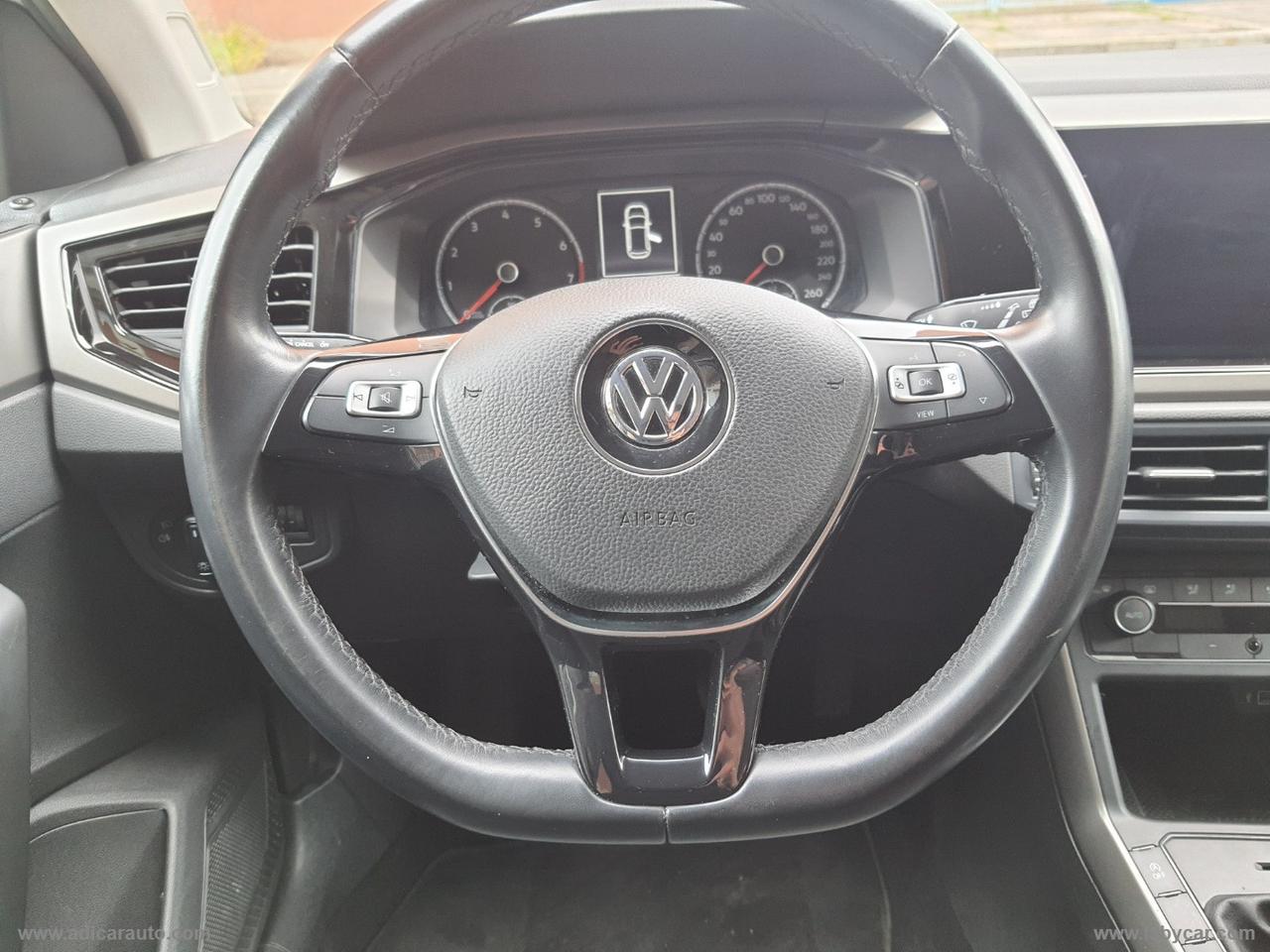 VOLKSWAGEN Polo 1.0 80CV 5p. R-Line