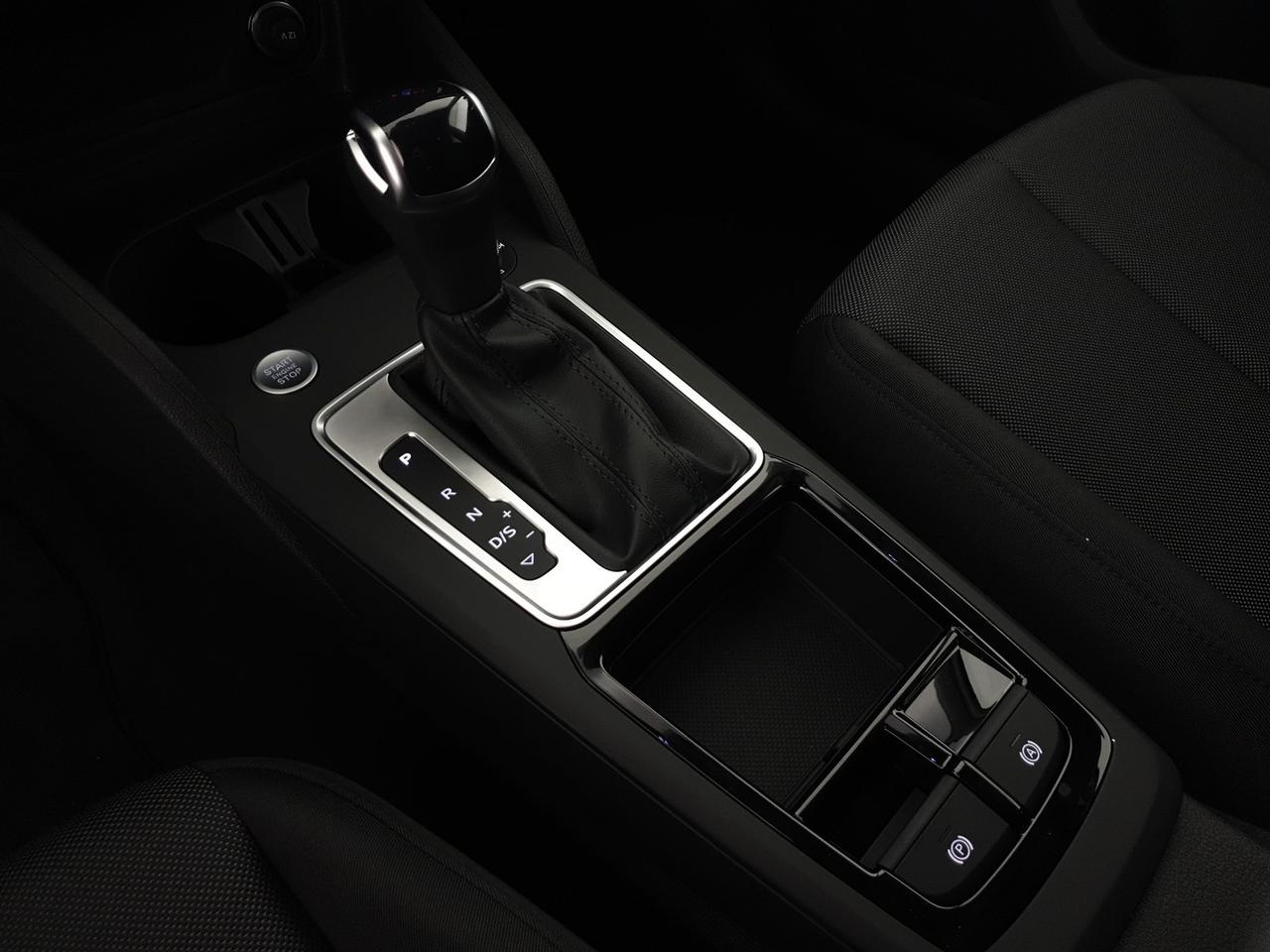 35TFSI 150CV S tronic Identity Black