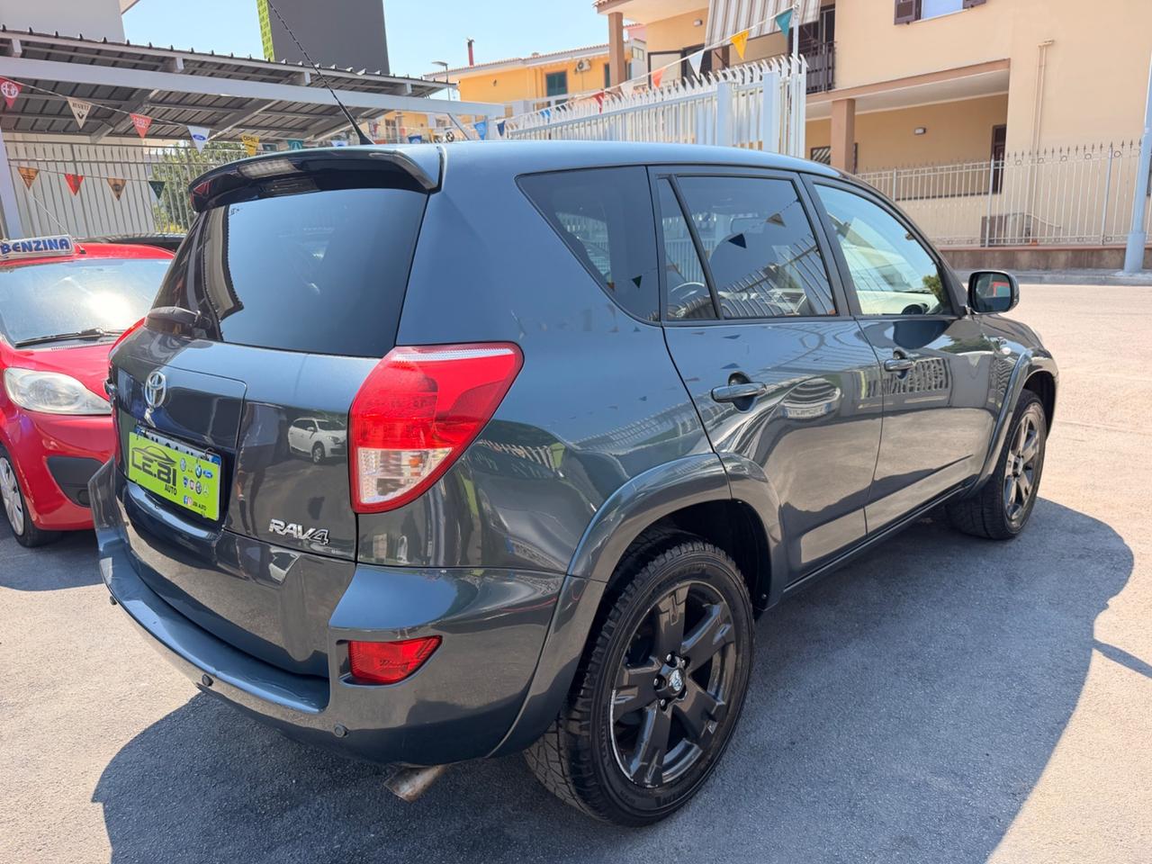 Toyota RAV 4 RAV4 2.2 D-4D 177 CV Luxury 4x4 PERFETTA!!!