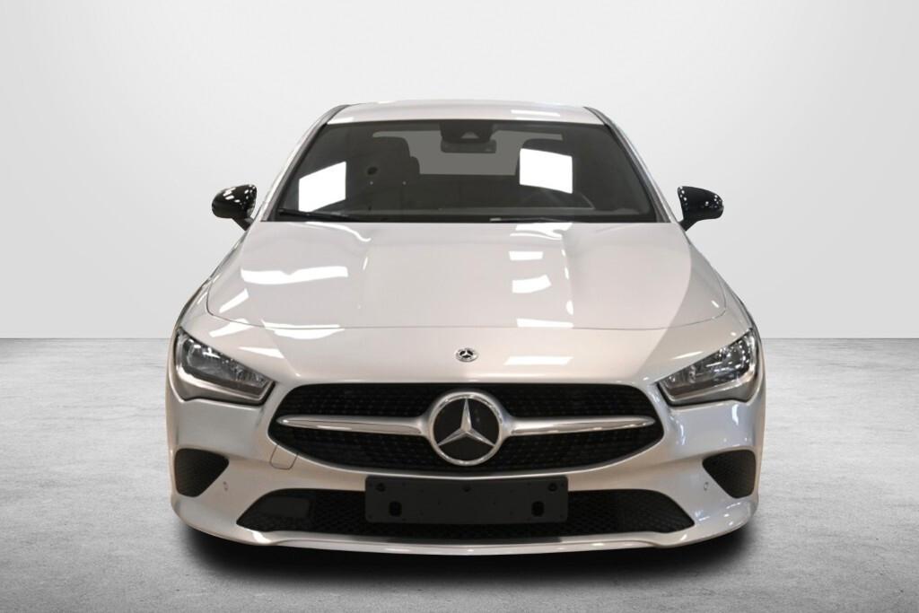 Mercedes-benz CLA 180 180D 116CV AUTOMATIC BUSINESS SOLUTION ( NAVI PREMIUM - PARK ASSISTANT ) CC. 1950