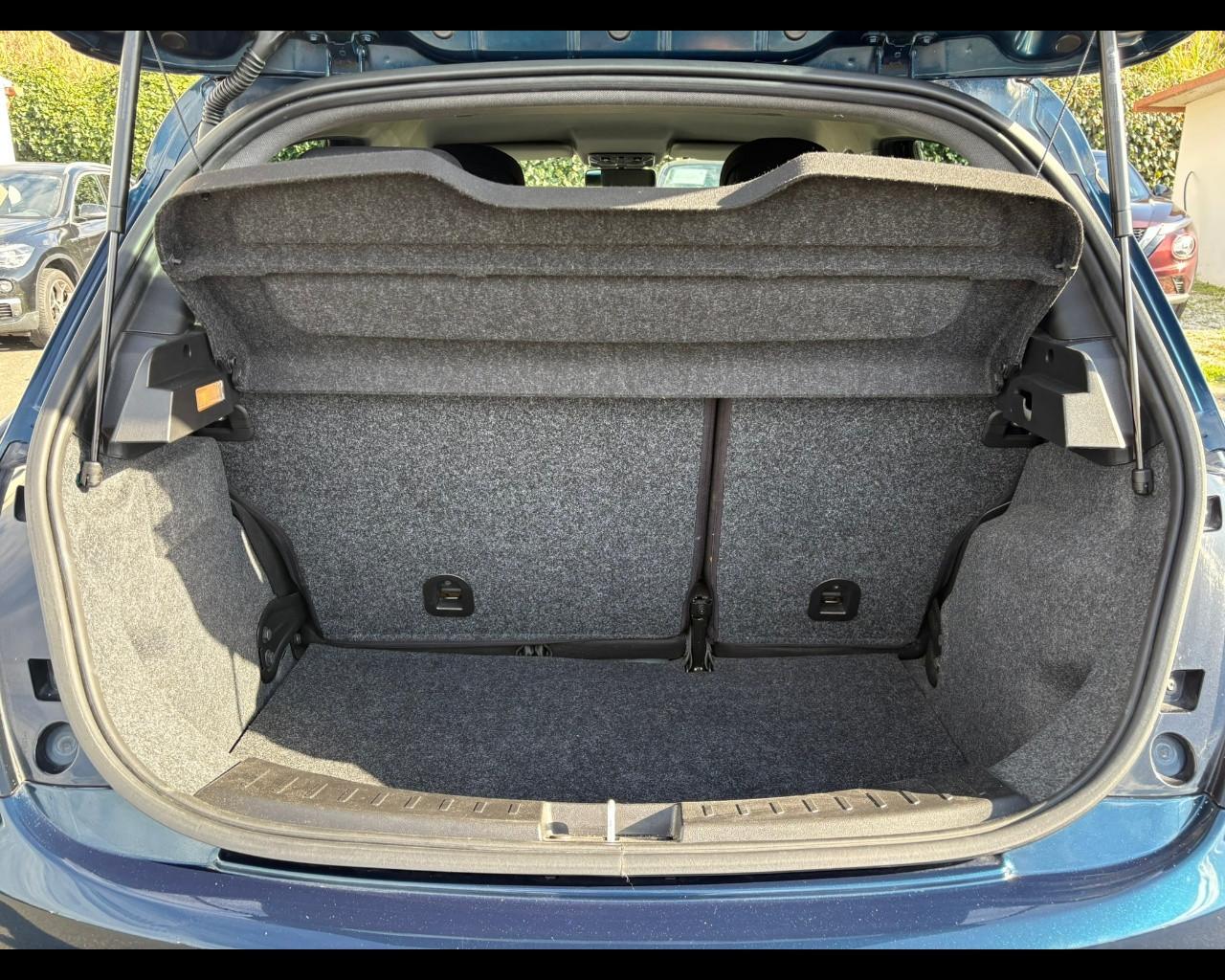 LANCIA Ypsilon 3ª serie - Ypsilon 1.2 69 CV 5 porte 30th Anniversary