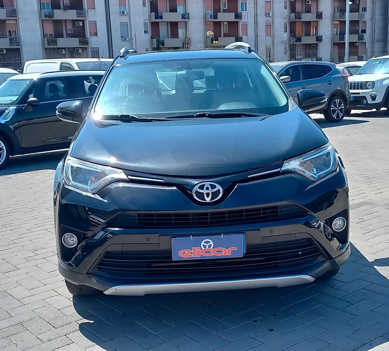 RAV4 2.0 D-AD 2WD ACTIVE