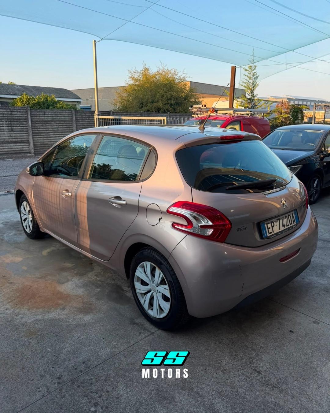Peugeot 208 1.2 VTi 82 CV 5 porte Allure