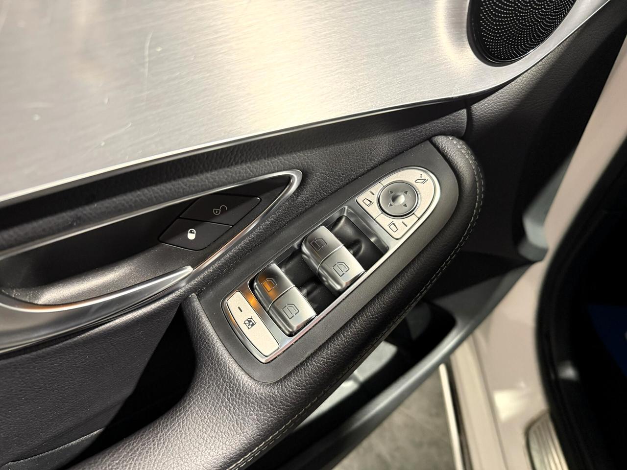MERCEDES 220CDI PREMIUM FULL LED UNICO PROPRIETARIO