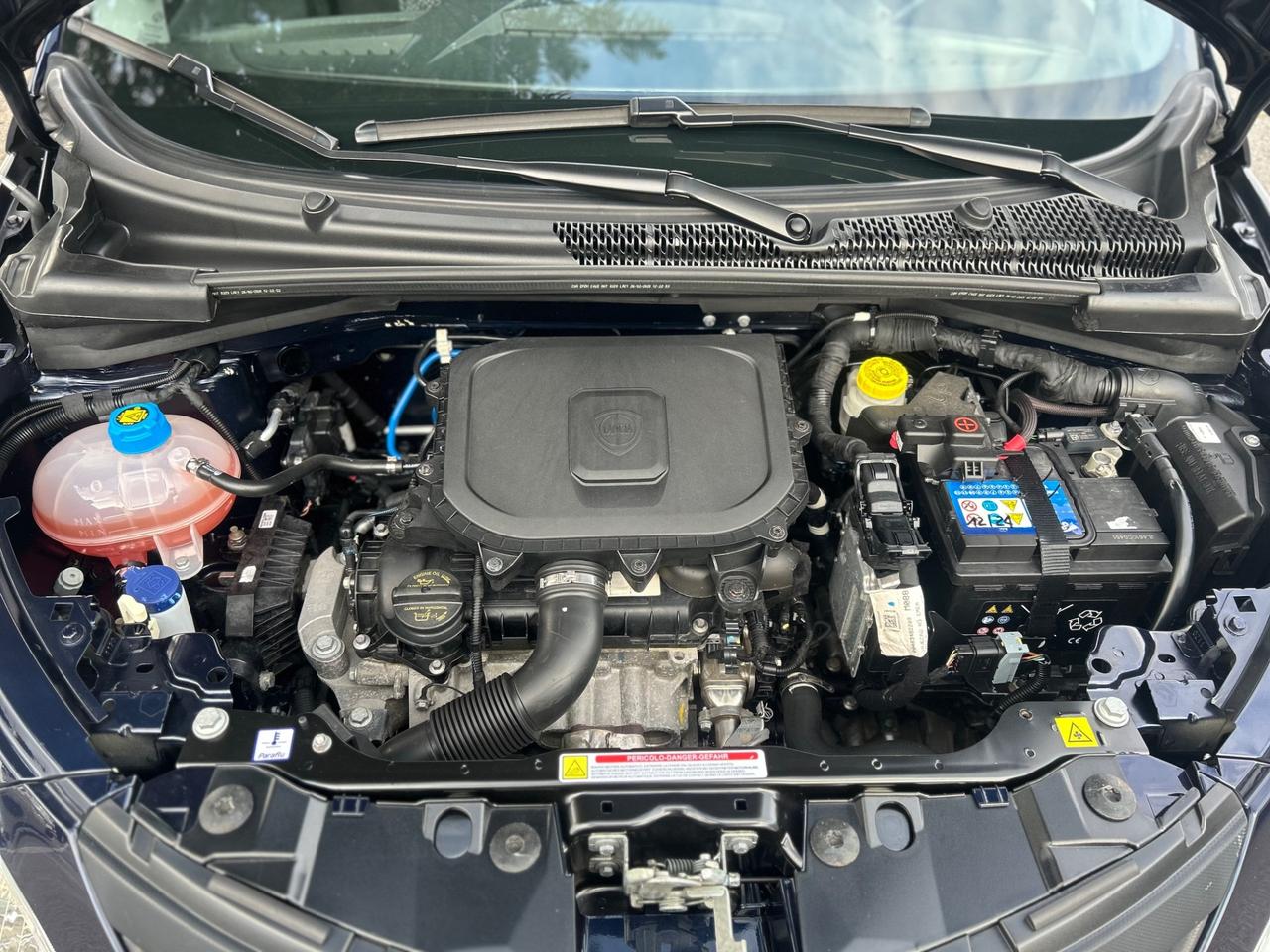 Lancia Ypsilon 1.0 Hybrid Ecochic