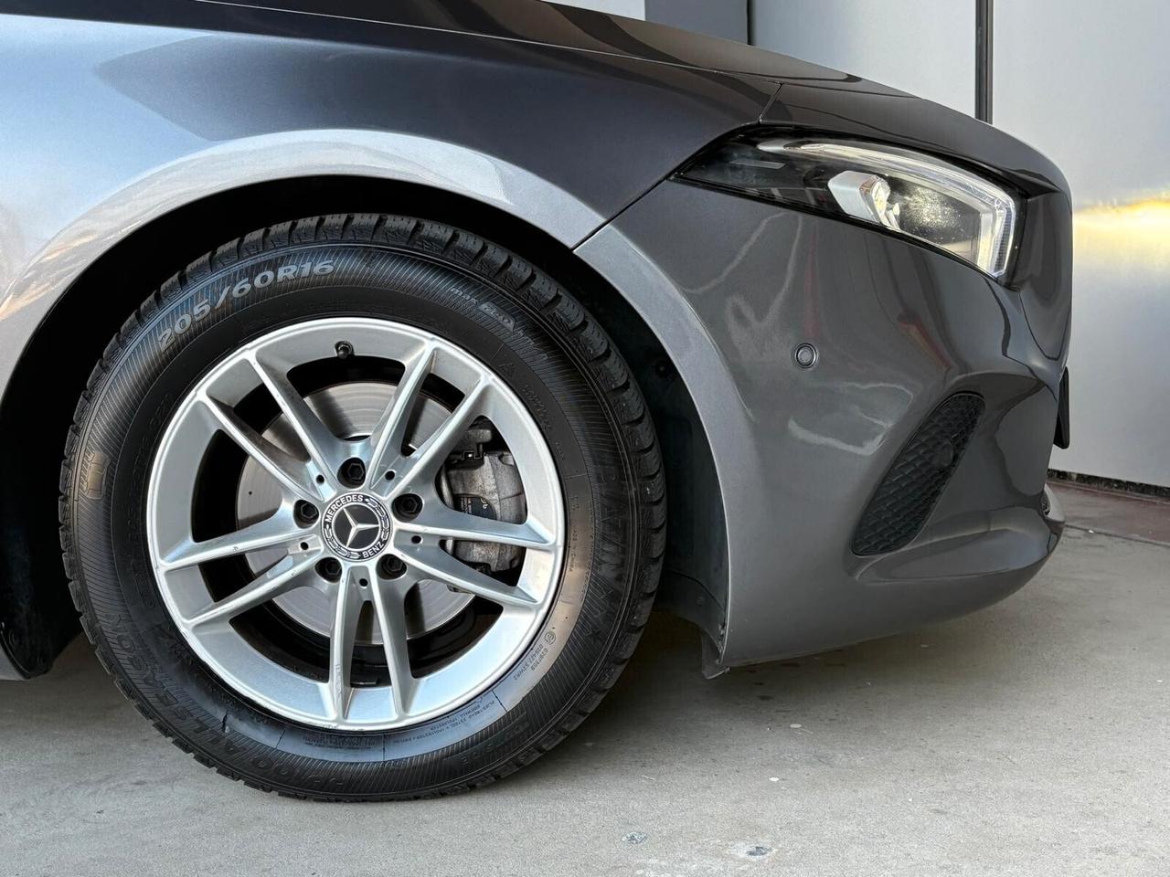 Mercedes-benz A 180 d Automatic Business Extra
