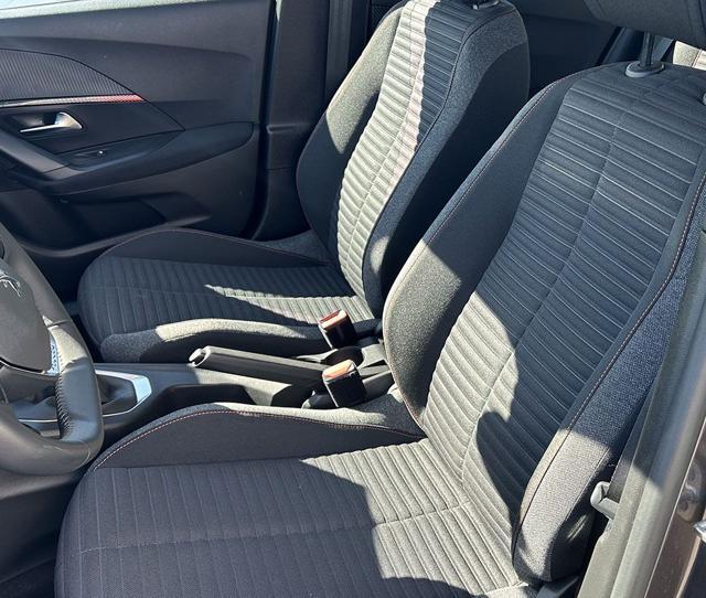 PEUGEOT 2008 PureTech 100 S&S Active Pack