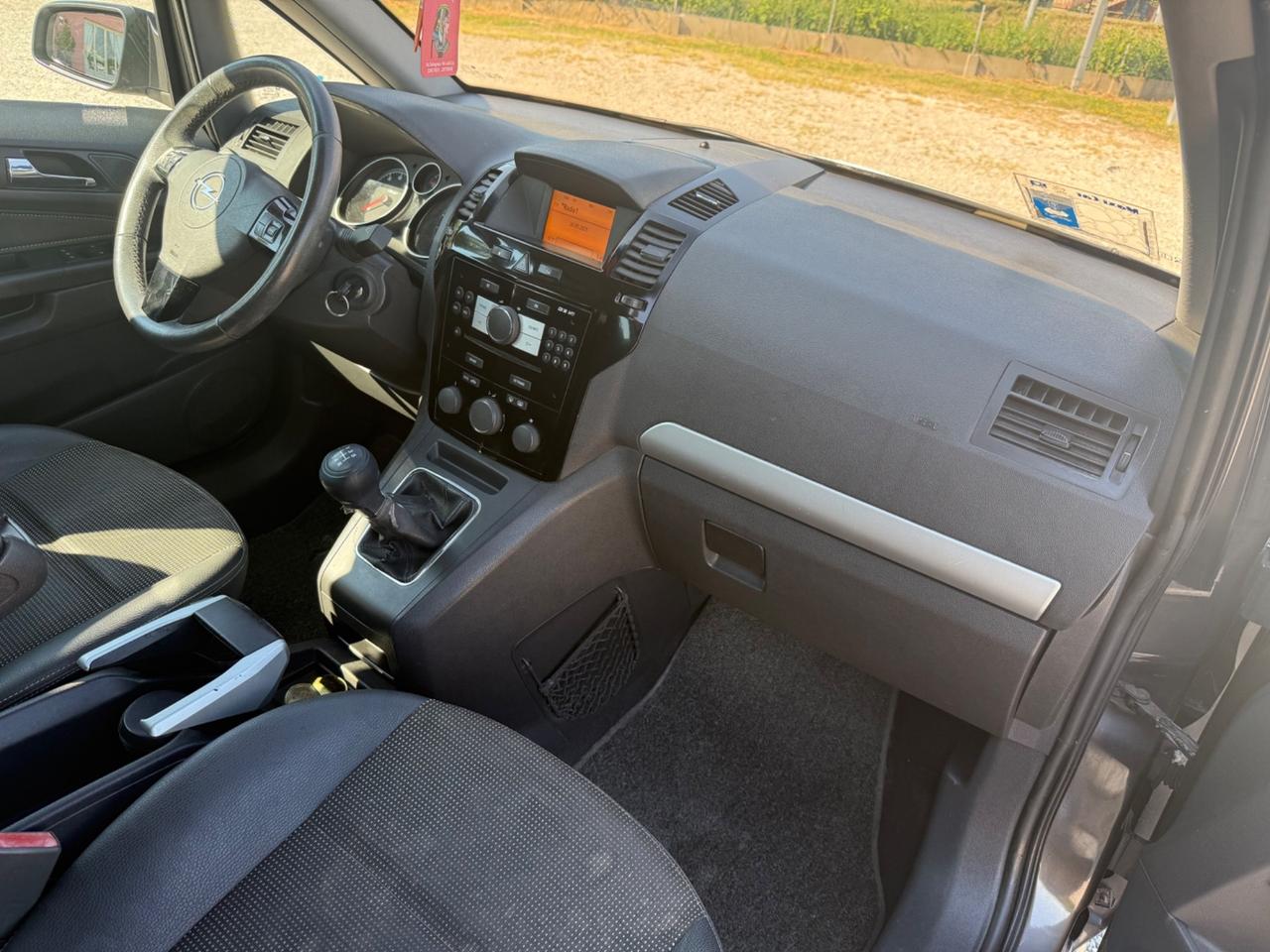 Opel Zafira 1.6 16V ecoM 94CV Cosmo