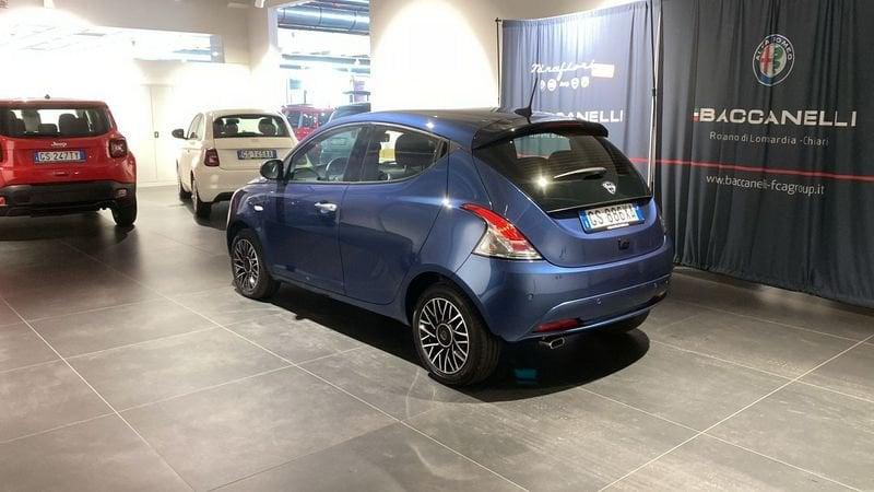 Lancia Ypsilon Ypsilon 1.0 FireFly 5 porte S&S Hybrid Platino