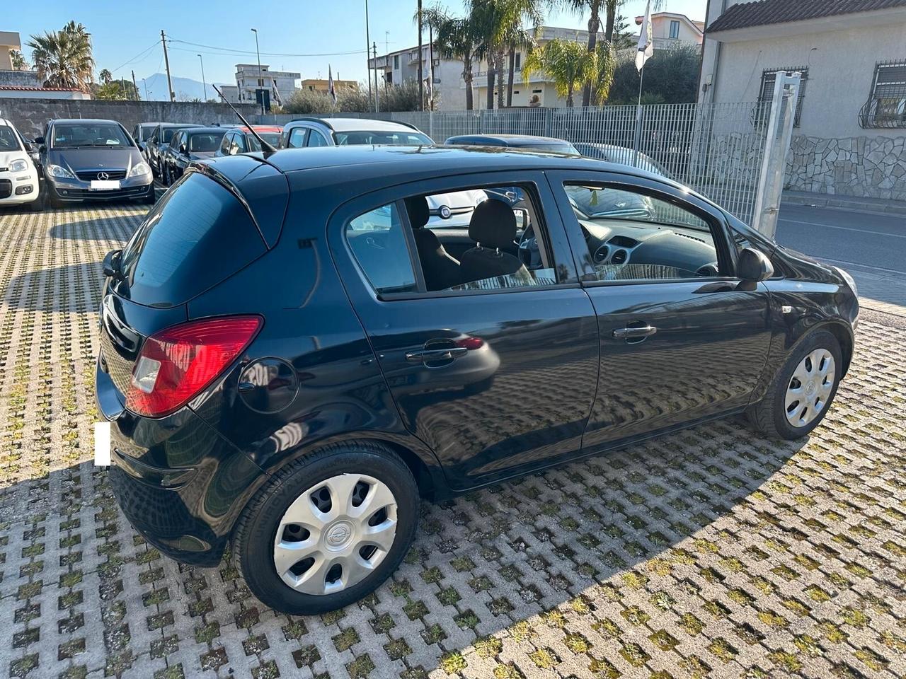 Opel Corsa 1.2 5 porte Gpl Enjoy-2009