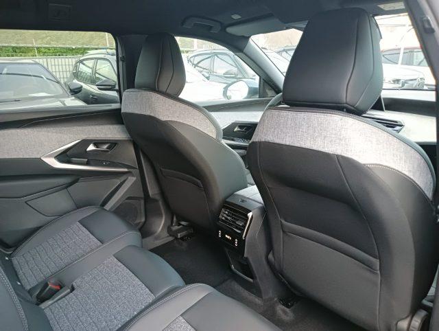 PEUGEOT 5008 Allure Business Hybrid 145 e-DCS6 GT 7 Posti