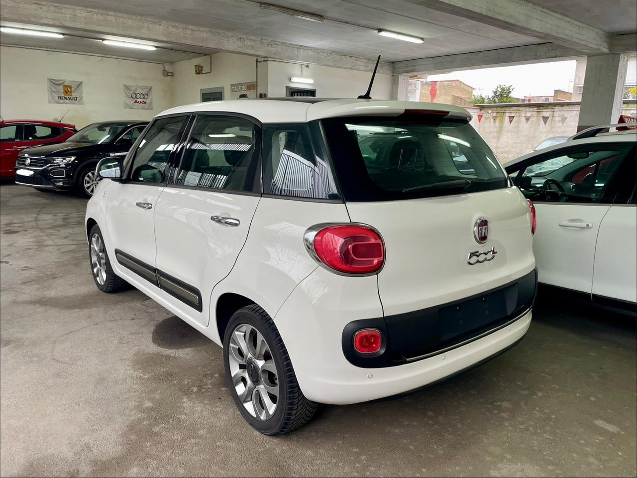Fiat 500L 1.6 Multijet 105 CV Lounge tetto nav sensori ecc dal nord