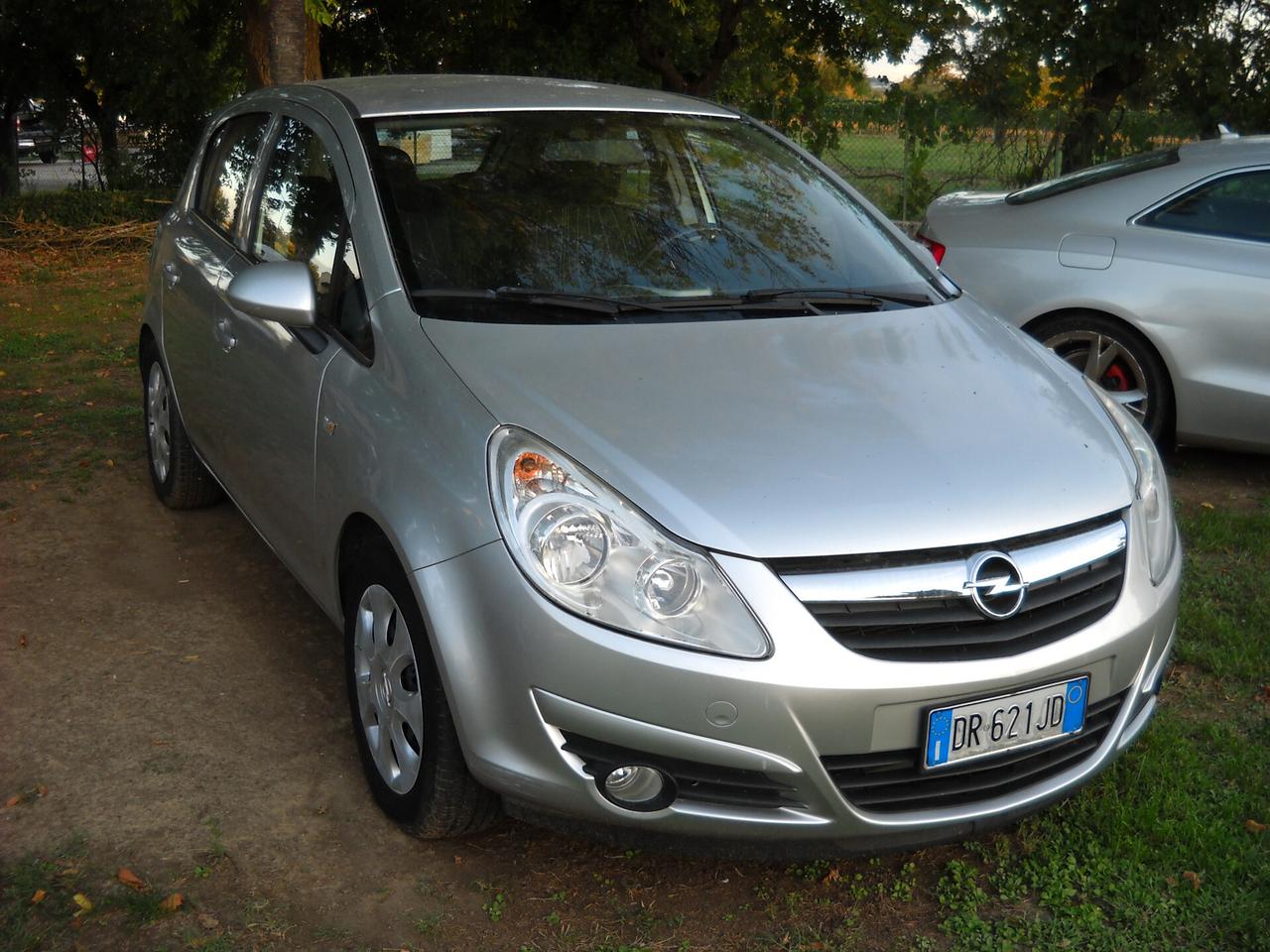 Opel Corsa 1.2 5 porte Easytronic Club