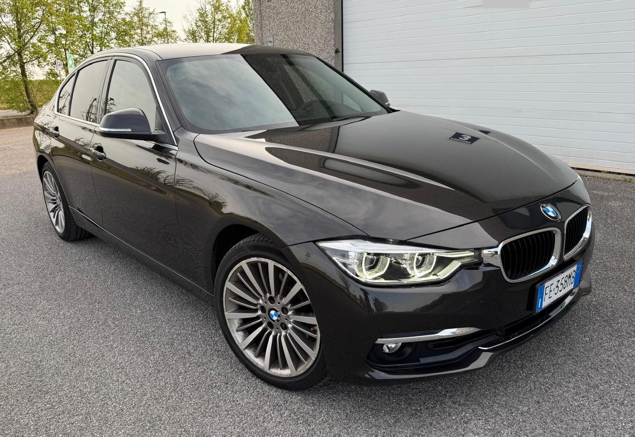 Bmw 320 320d xDrive Luxury