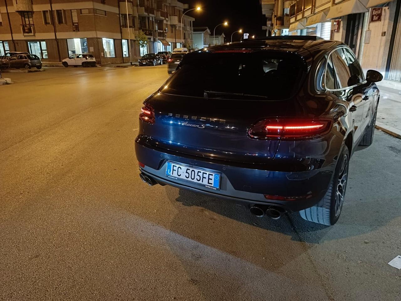 Porsche Macan S