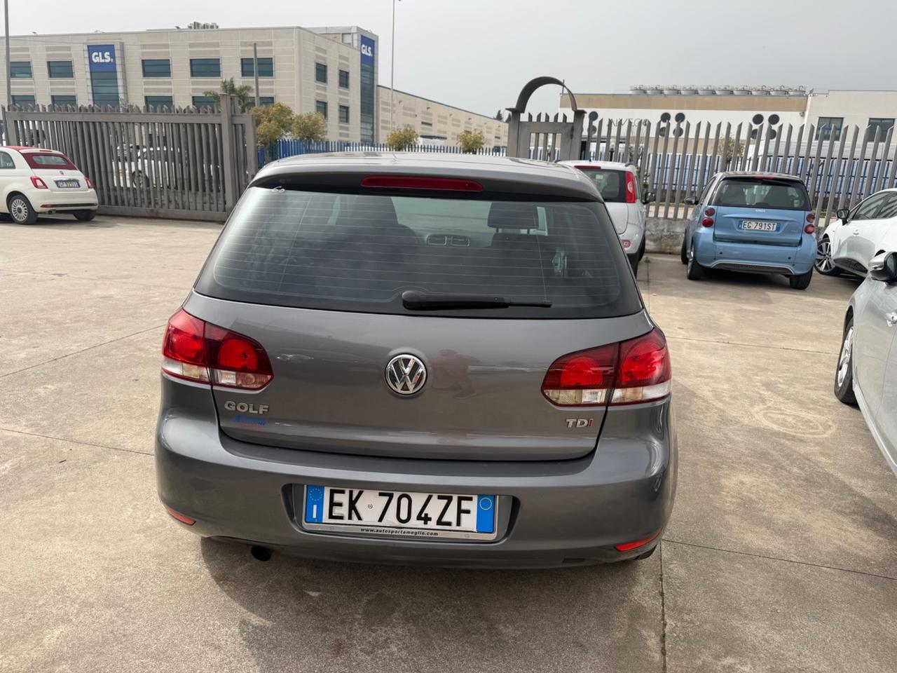 Volkswagen Golf 1.6 TDI DPF 5p. Highline
