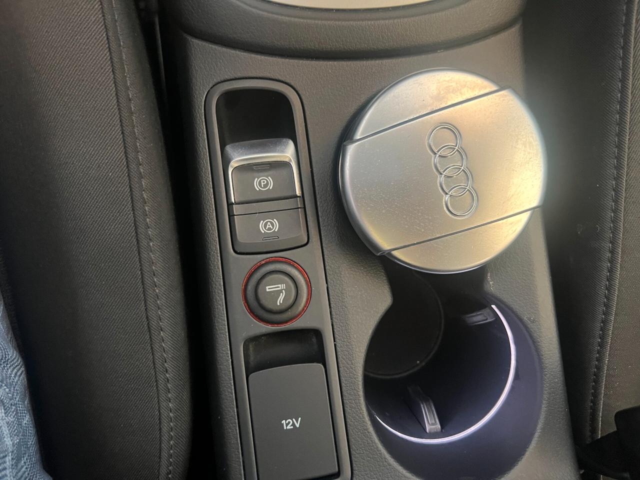 Audi Q3 2.0 TDI 150 CV Sport tetto apribile e panoramico unico proprietario