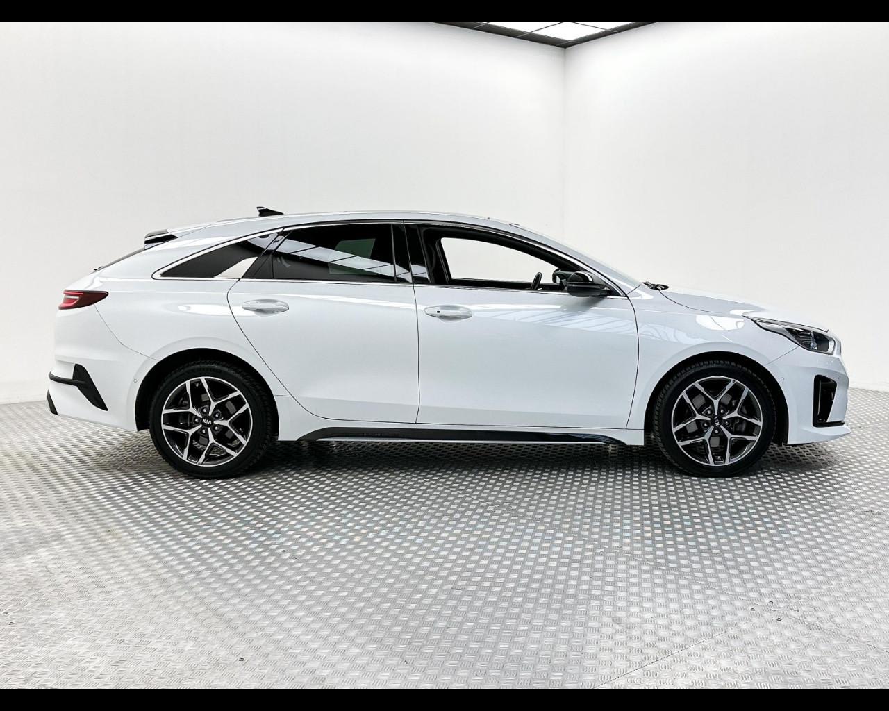 KIA ProCeed 1.5 T-GDI MHEV DCT GT Line Plus