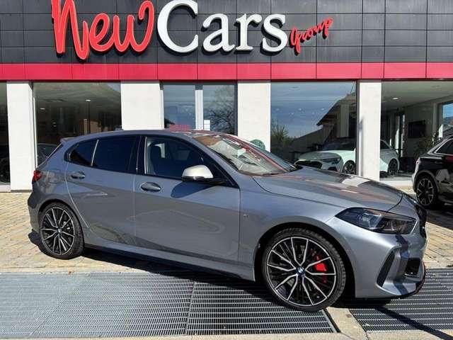 BMW Altro M135 i xDrive NAVI-FULL LED-CAM-19"