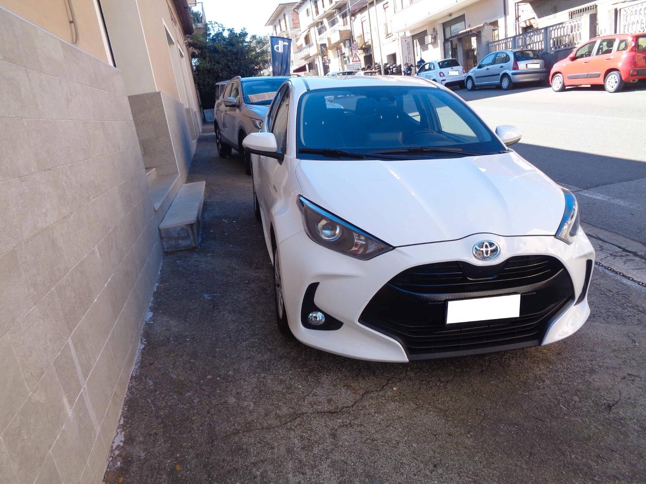 Toyota Yaris 1.5 Hybrid Trend (Finanziabile)