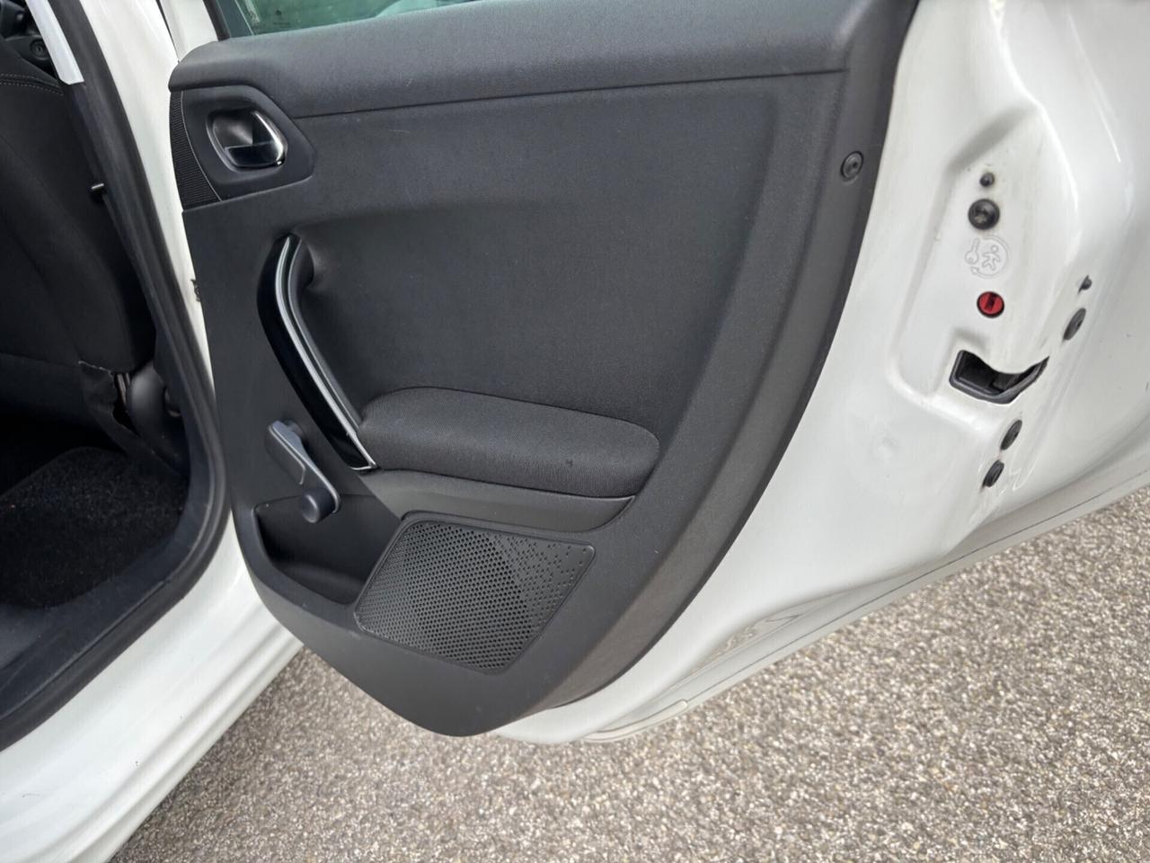 Peugeot 208 1.4 VTi 95 CV 5p. GPL Allure