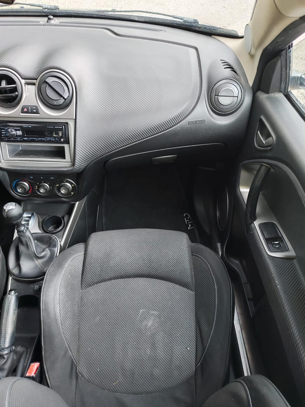 Alfa Romeo MiTo 1.6 JTDm 16V Distinctive Sport Pack