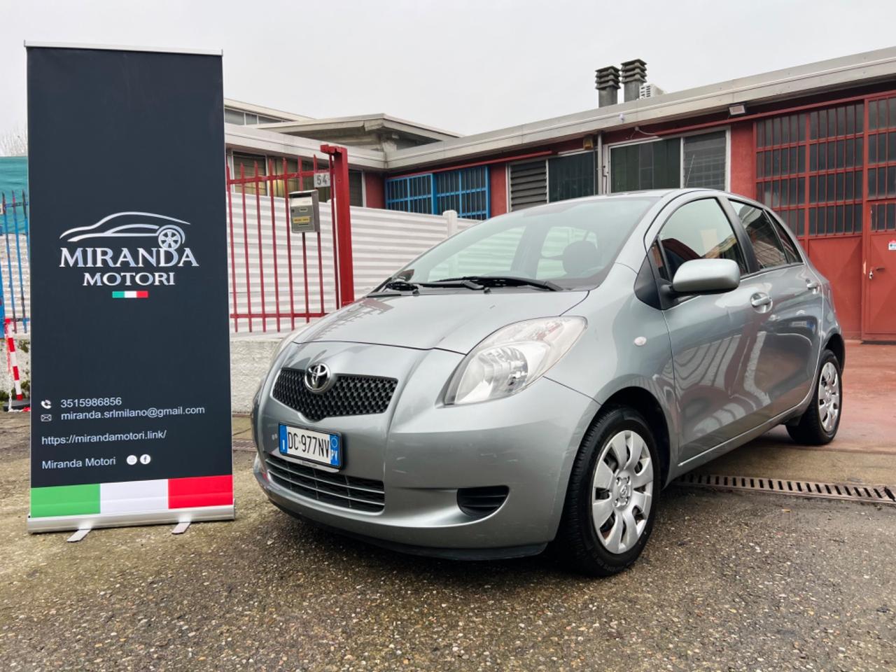 Toyota Yaris 1.0 5 porte Sol