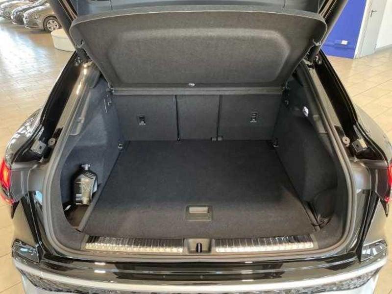 Audi Q3 Sportback Audi Sportback Business TFSI quattro 150 kW S tronic