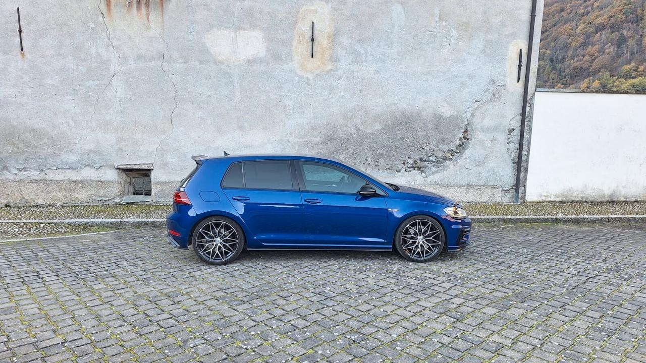 Volkswagen Golf 7.5 R 310CV DSG ACC keyless scarico