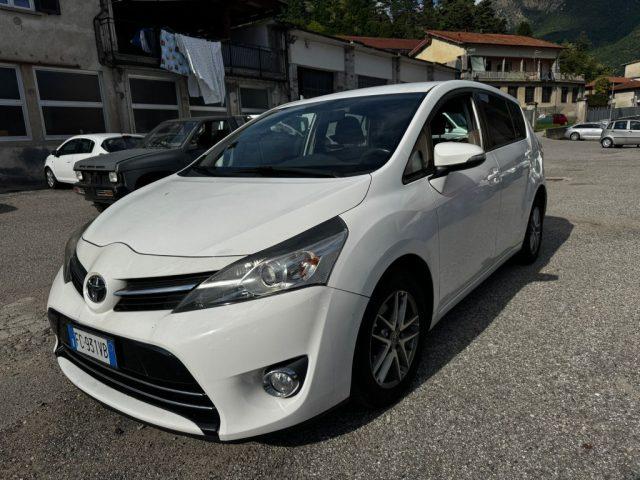 TOYOTA Verso 1.6 D-4D Active