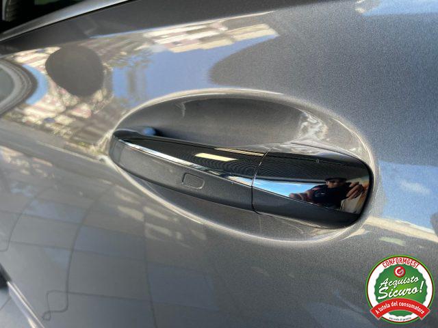 MERCEDES-BENZ B 180 d Auto Premium AMG *PACK LUCI