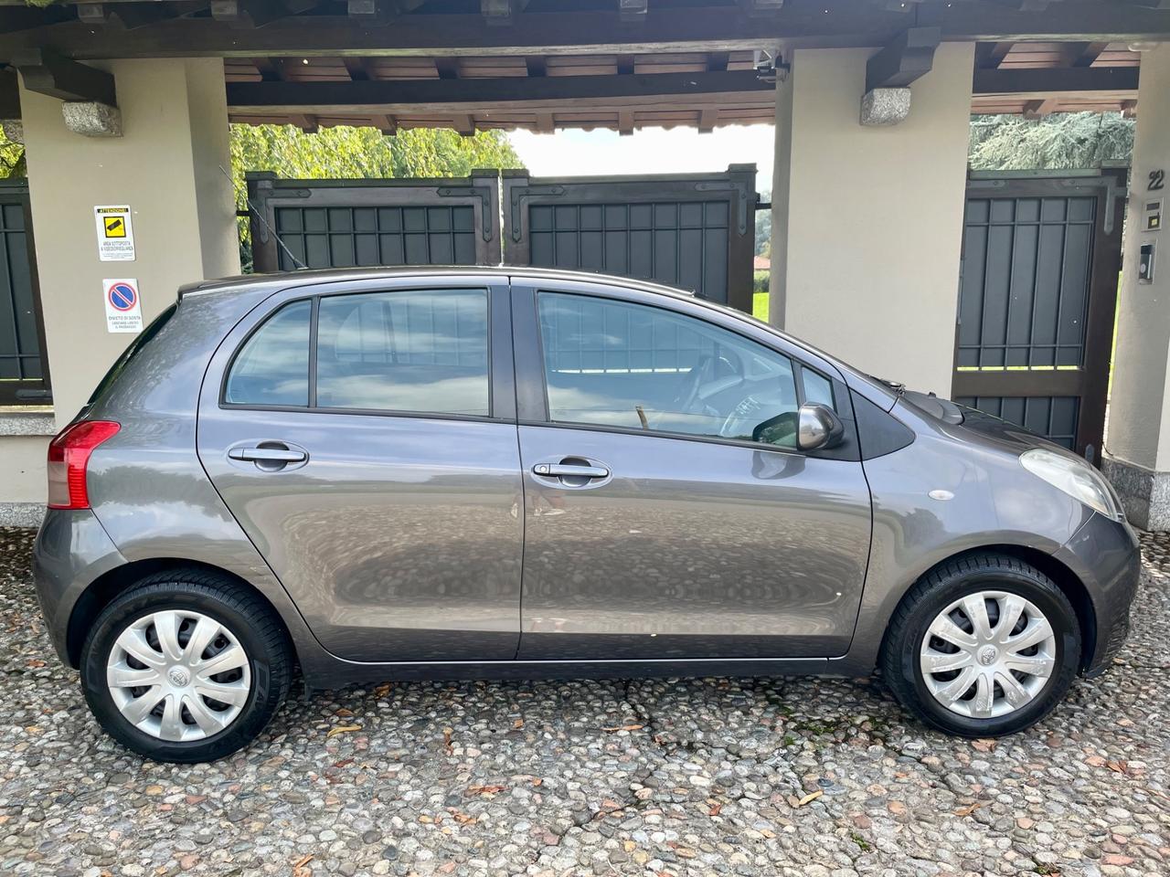 Toyota Yaris 1.3 Navi *UNICO PROPRIETARIO*