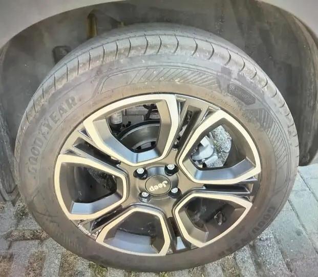 Jeep Avenger 1.2 Turbo 100 CV Summit