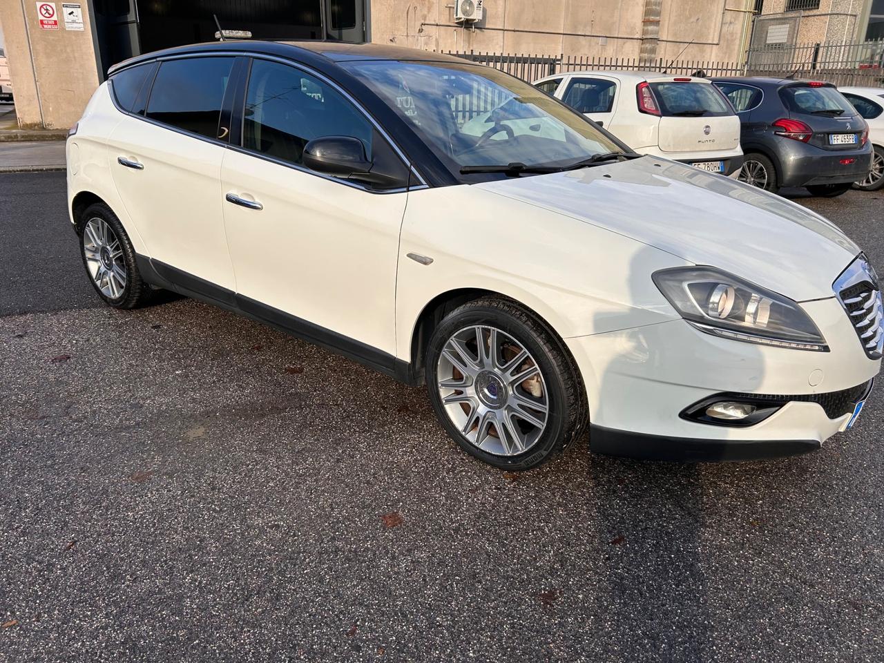 Lancia Delta 1600 cc multijet 16v automatica