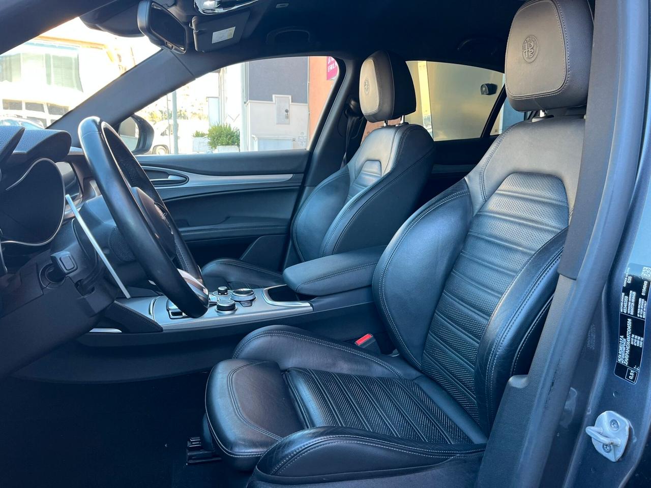 Alfa Romeo Stelvio 2.2 210 CV AT8 Q4 Veloce