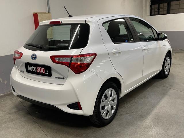 TOYOTA Yaris 1.5 Hybrid 5 porte Business
