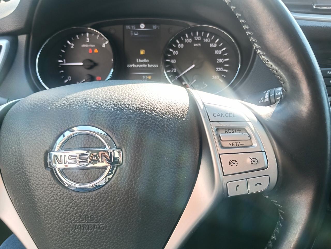 Nissan Qashqai 1.5 dCi DPF Tekna