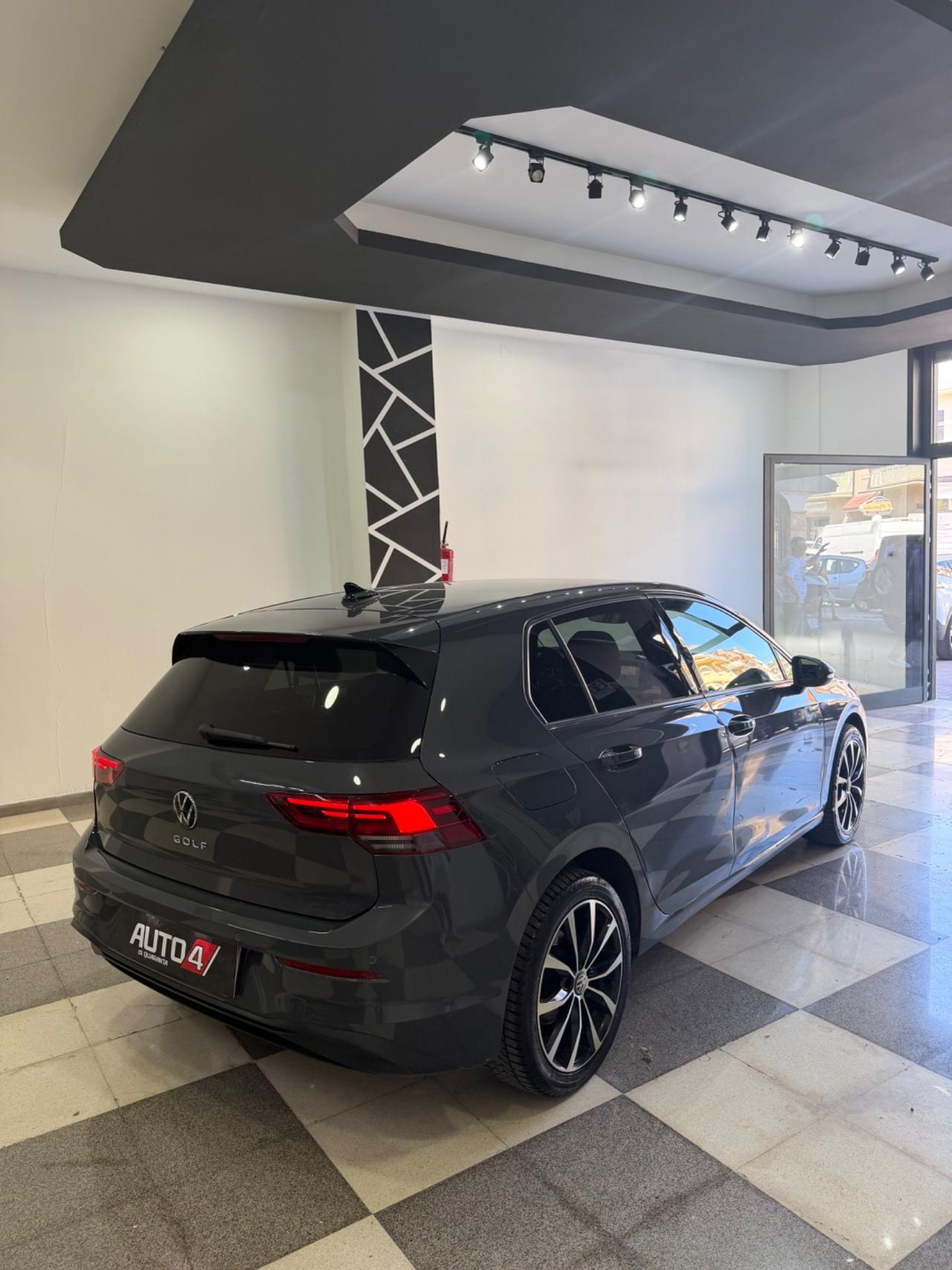 Volkswagen Golf 2.0 TDI 150 CV DSG SCR Life
