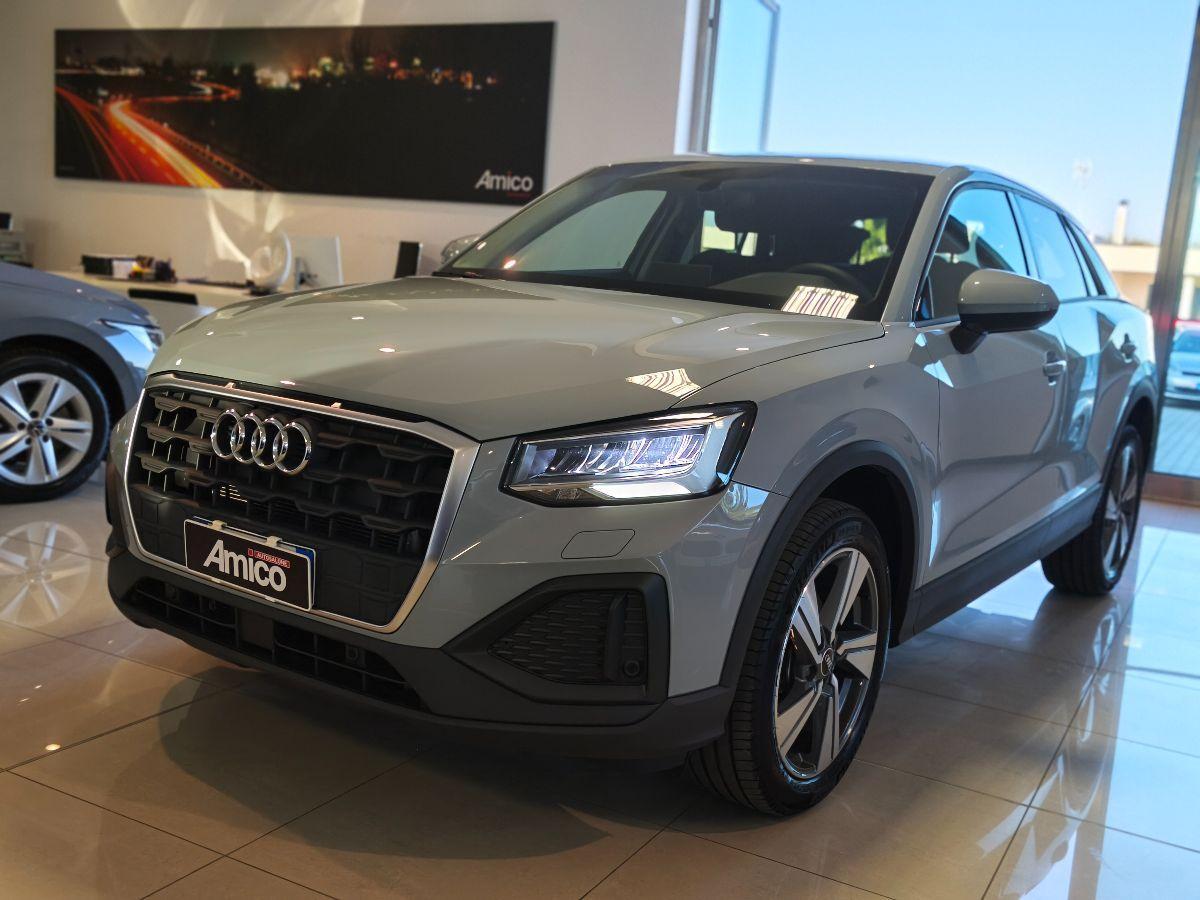 AUDI Q2 2.0 TDI S-tronic Grigio Freccia Perla Cokpit