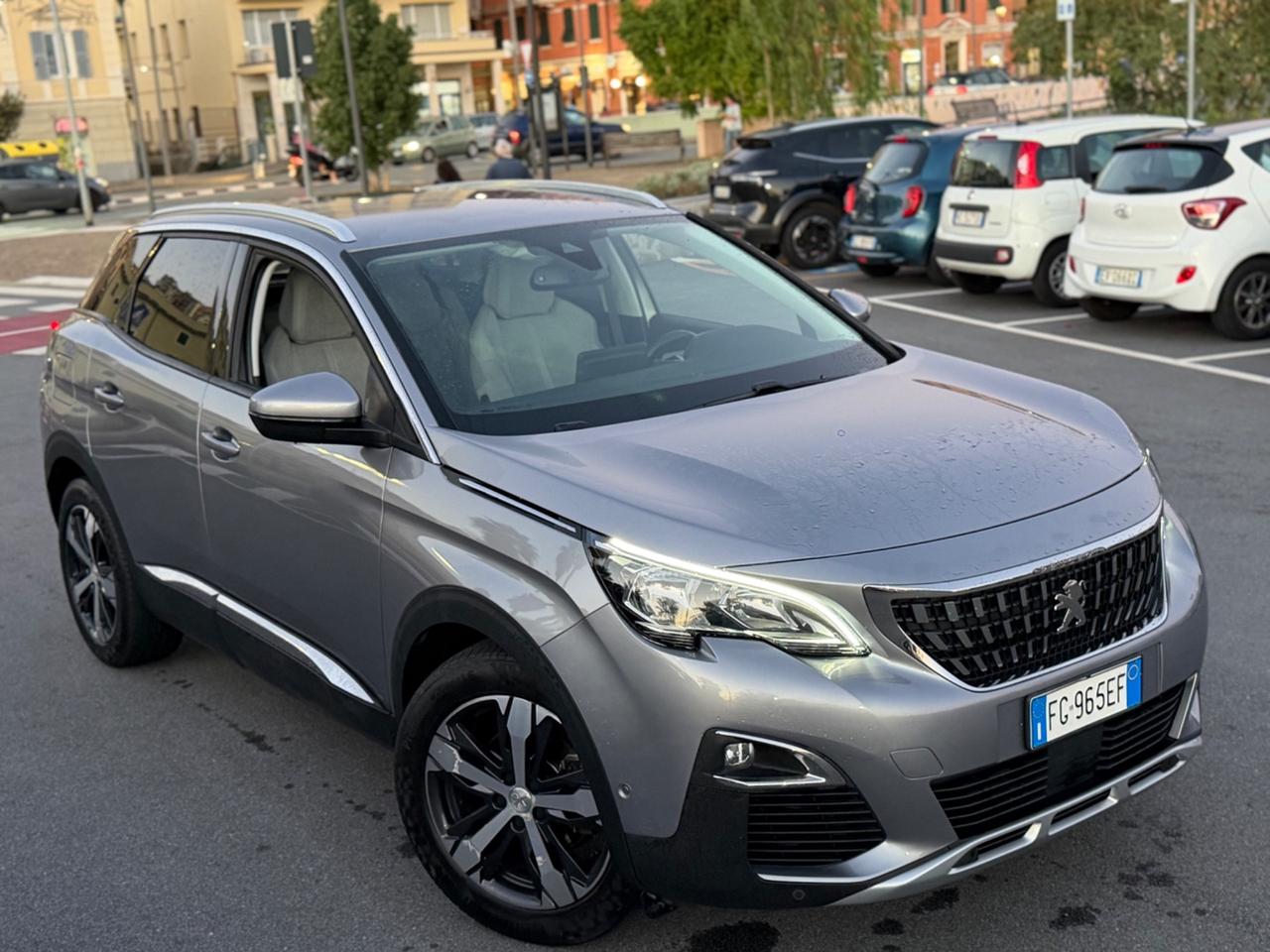 Peugeot 3008 BlueHDi 120cv - euro6 full extra