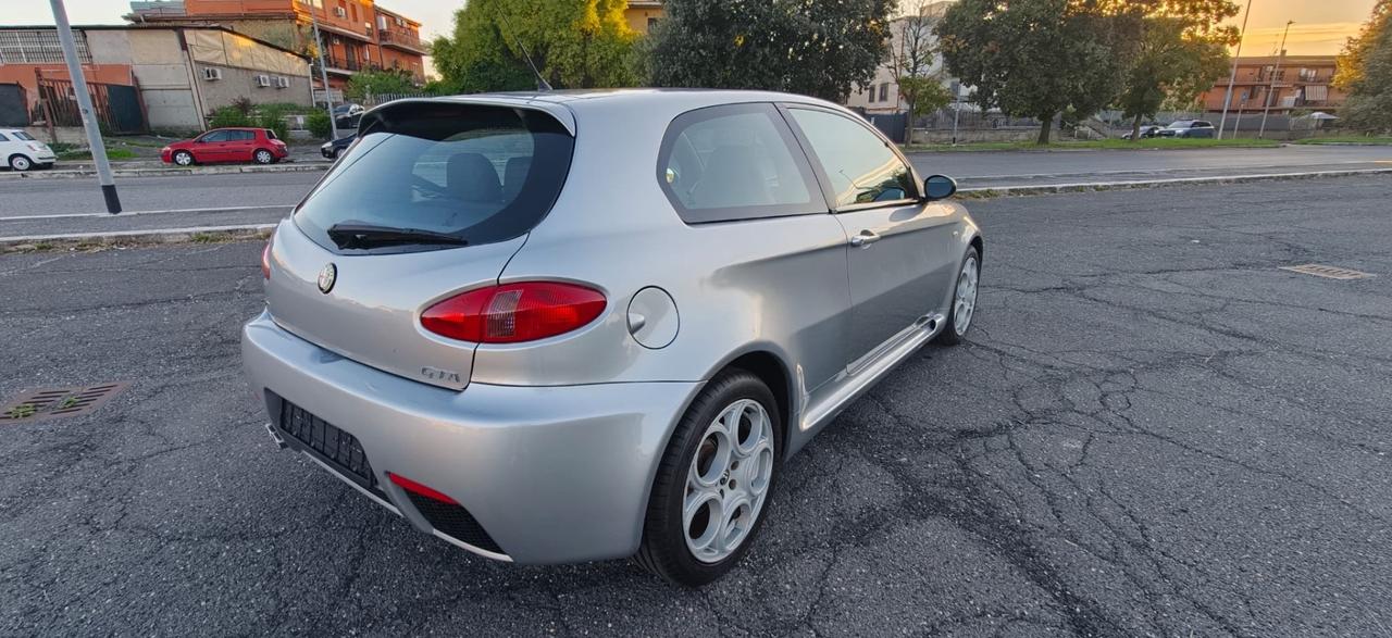 ALFA ROMEO 147 GTA 3.2 V6 ASI 69000K 2004