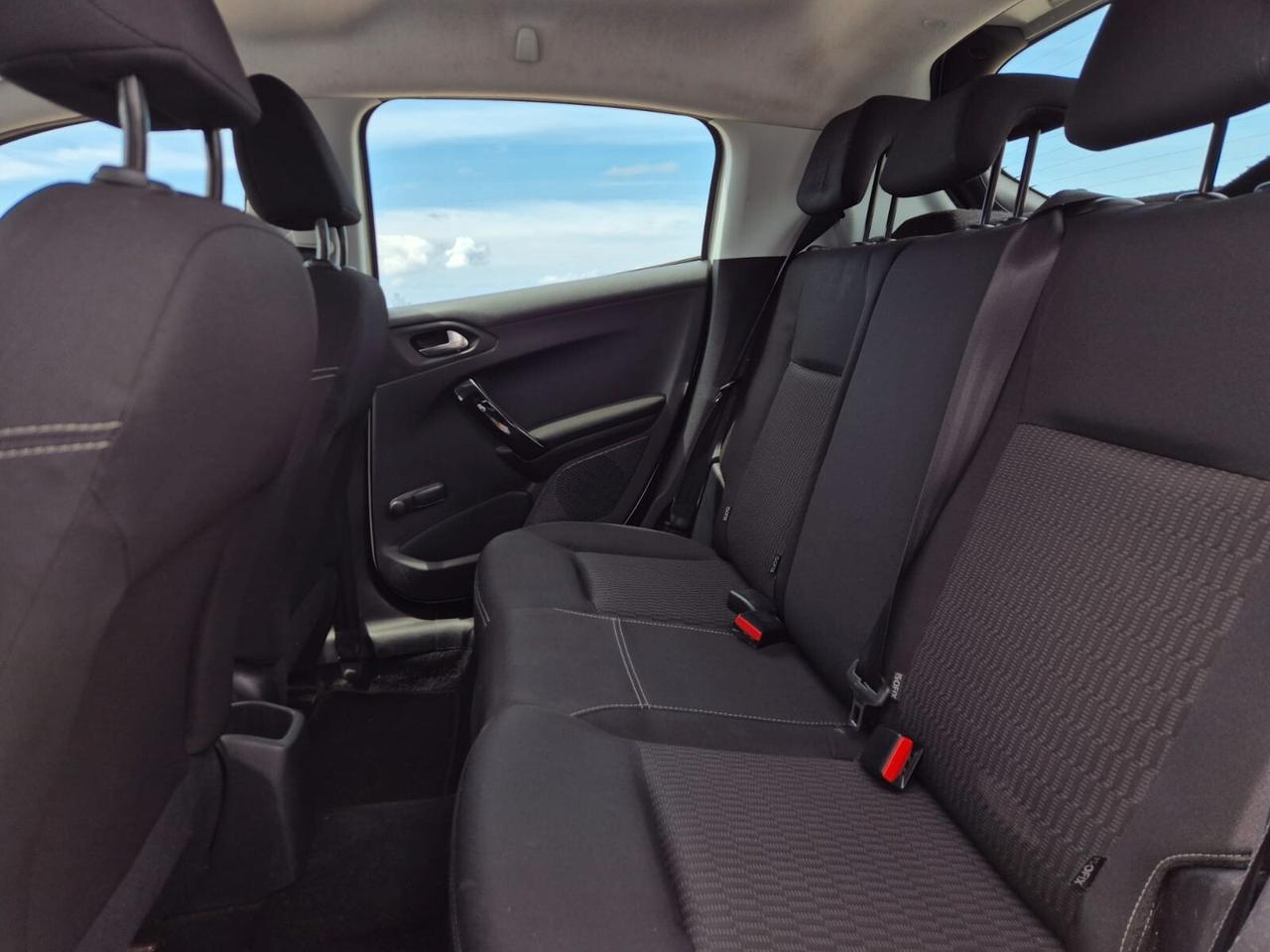 Peugeot 208 PureTech 82 5 porte Allure