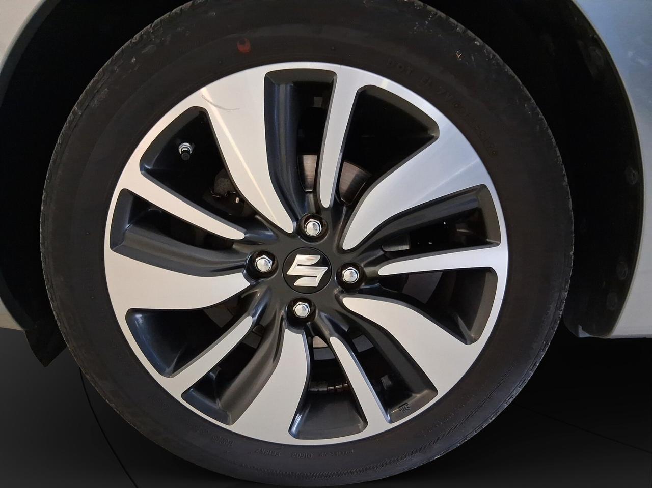 Suzuki Swift 1.2 Hybrid Top