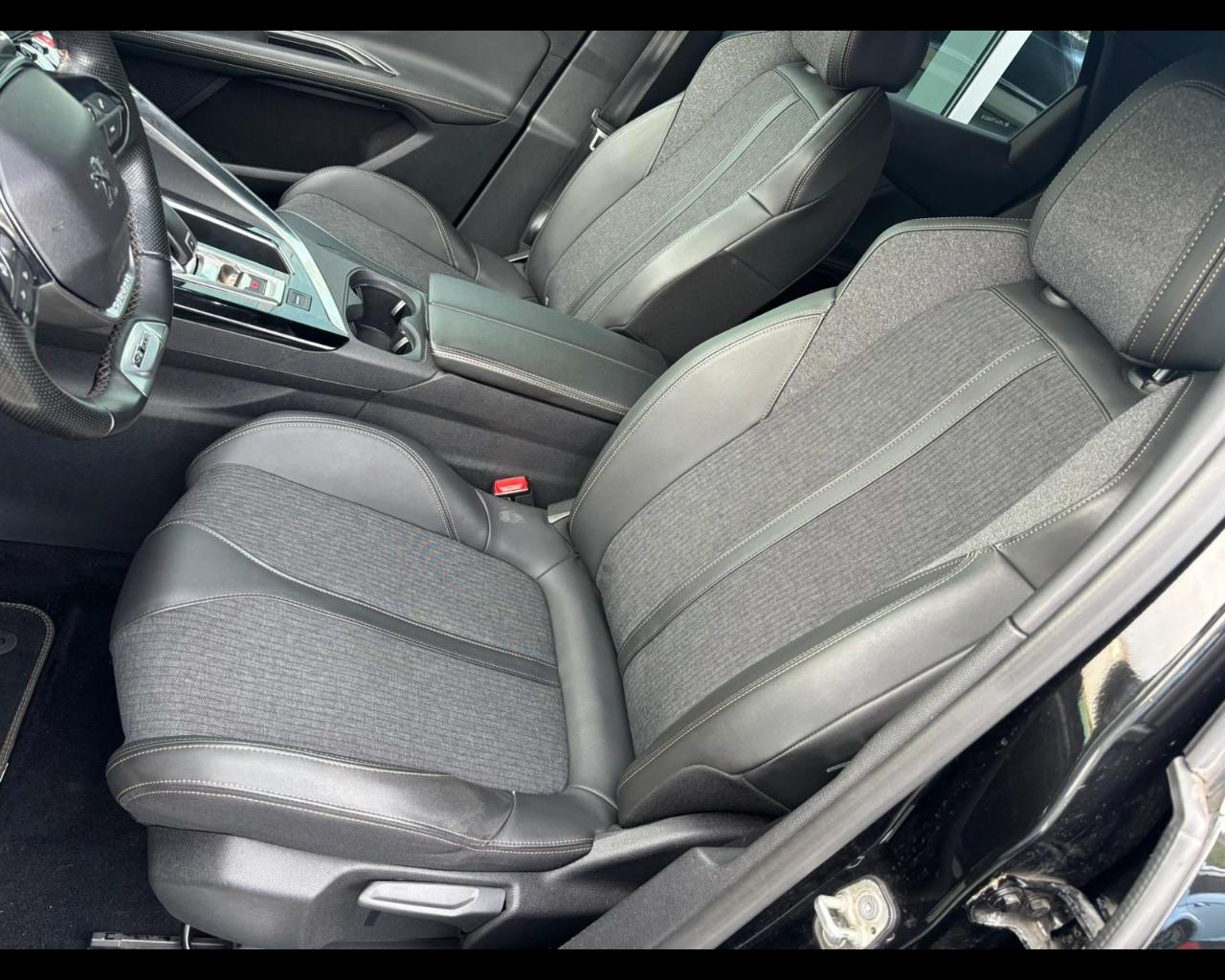 PEUGEOT 3008 II 2016 - 3008 1.5 bluehdi GT Line s&s 130cv eat8