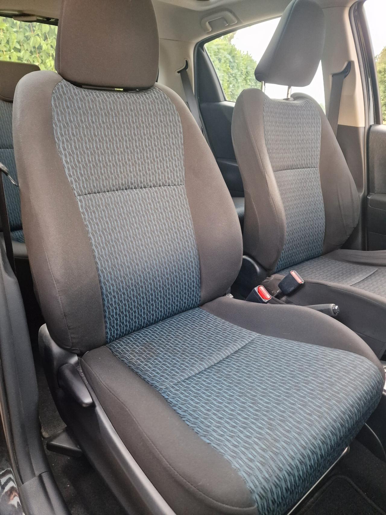 Toyota Yaris 1.3 5p Automatica