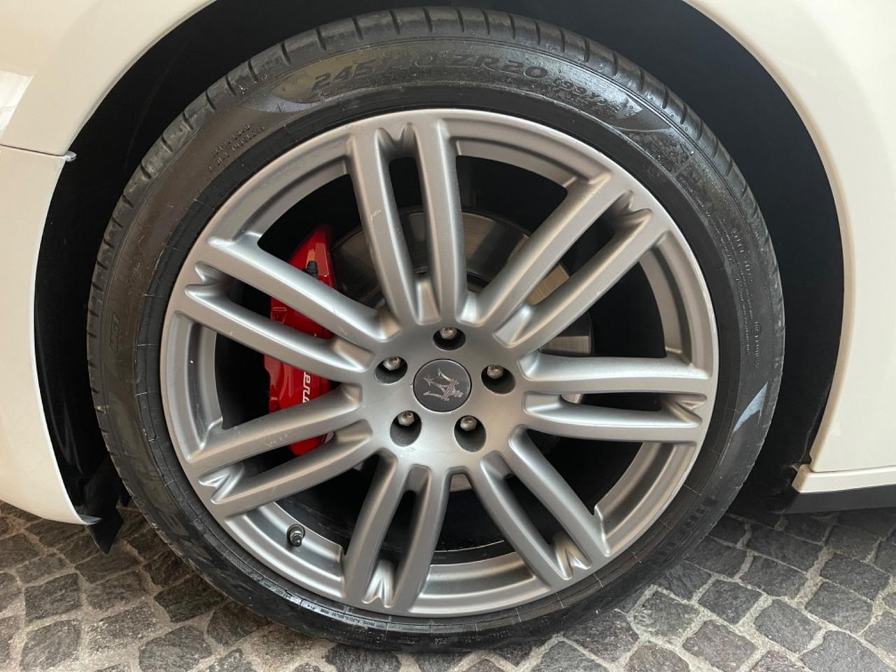 Maserati Ghibli V6 Diesel 275 CV,INTERNI CARTIER,TETTO APRIBILE.